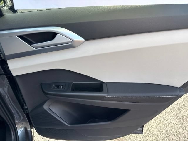 New 2026 Volkswagen Taos SE AWD/4WD image 27