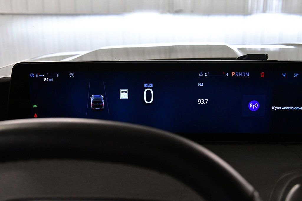 Used 2025 Ford Expedition Tremor image 16