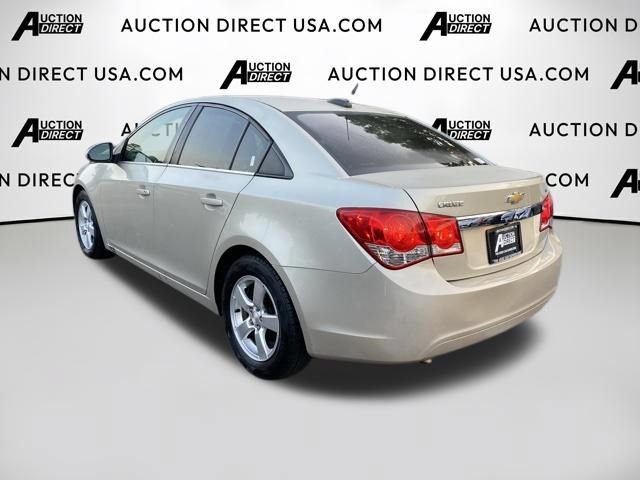 Used 2015 Chevrolet Cruze LT w/ Technology Package FWD image 20