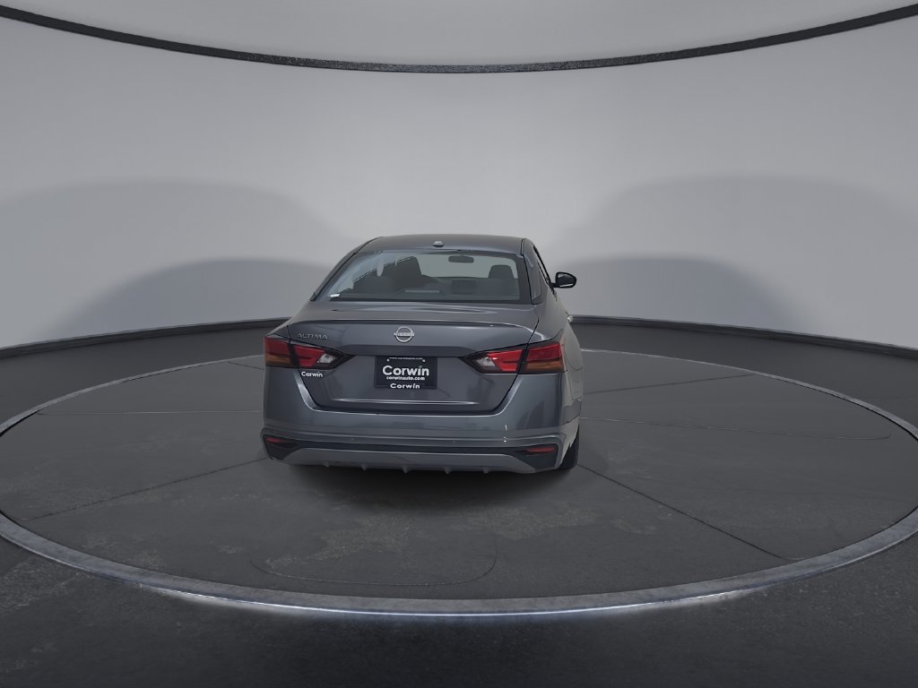 Used 2025 Nissan Altima 2.5 SV FWD image 15