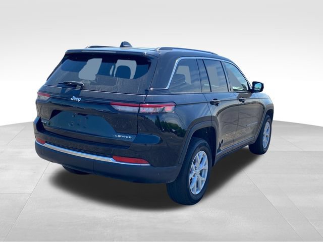Used 2023 Jeep Grand Cherokee Limited AWD/4WD image 3