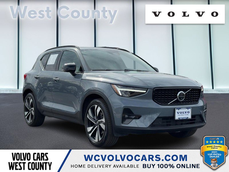 Certified 2023 Volvo XC40 B5 Plus w/ Driver Assist Package video 1