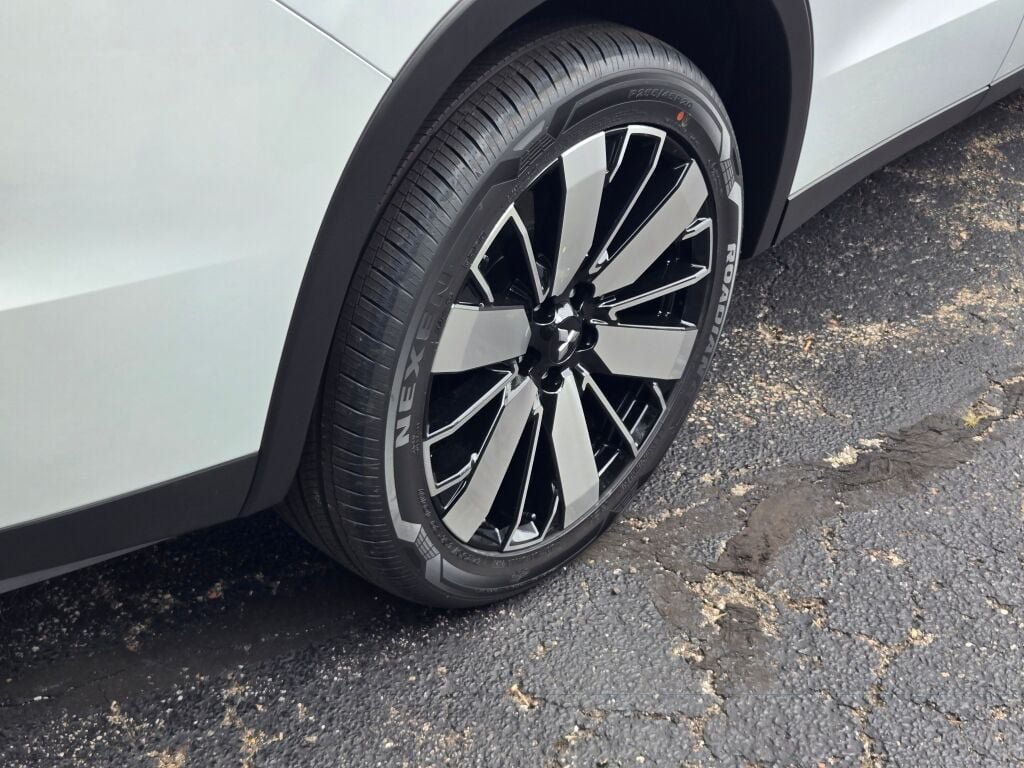 New 2026 Mitsubishi Outlander SE AWD/4WD image 10