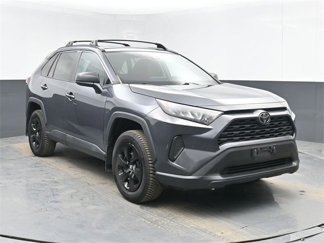 Used 2021 Toyota RAV4 LE image 2