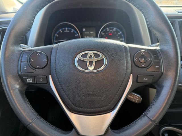 Used 2018 Toyota RAV4 XLE image 14