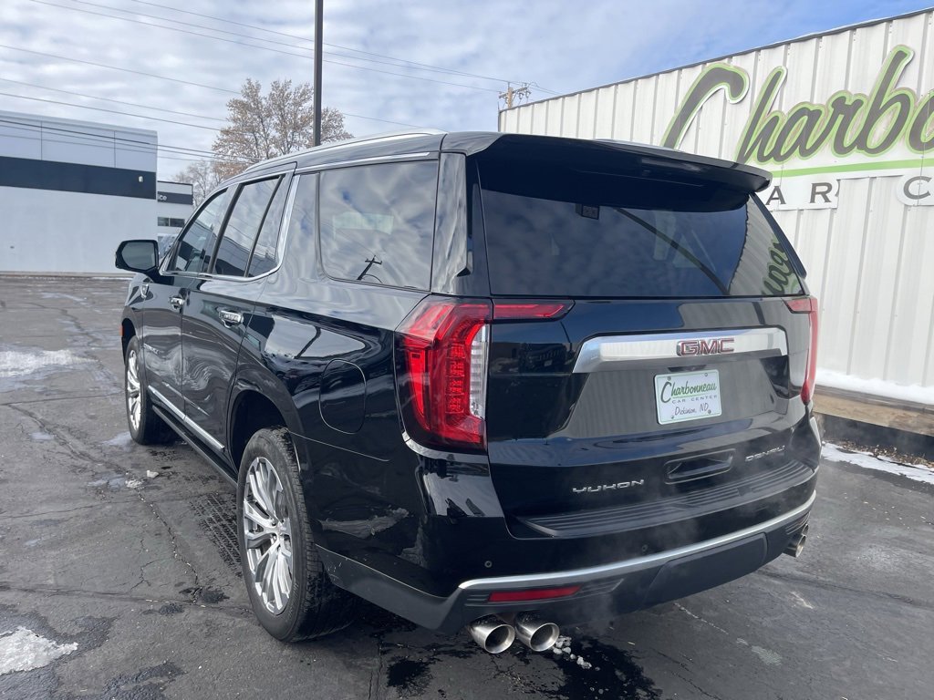 Used 2023 GMC Yukon Denali w/ Denali Reserve Package image 3