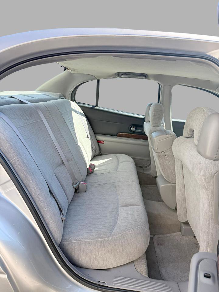 Used 2005 Buick Le Sabre Custom image 26