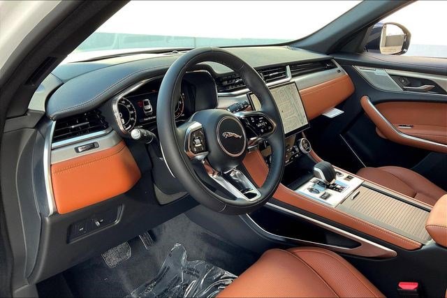 New 2026 Jaguar F-PACE R-Dynamic S image 7