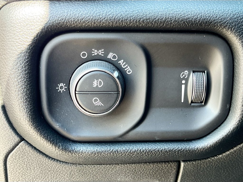 Used 2022 RAM 1500 Rebel w/ Rebel Level 2 Equipment Group AWD/4WD image 10