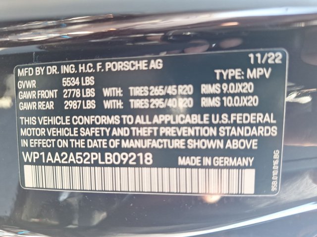 Used 2023 Porsche Macan AWD/4WD image 19