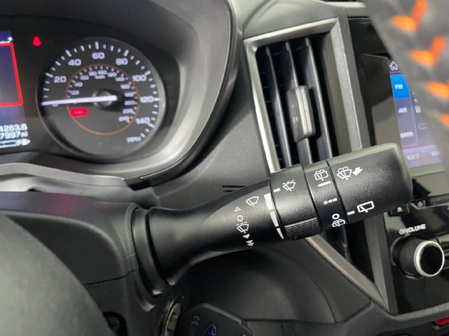 Used 2019 Subaru Crosstrek 2.0i Premium w/ Eyesight System AWD/4WD image 13