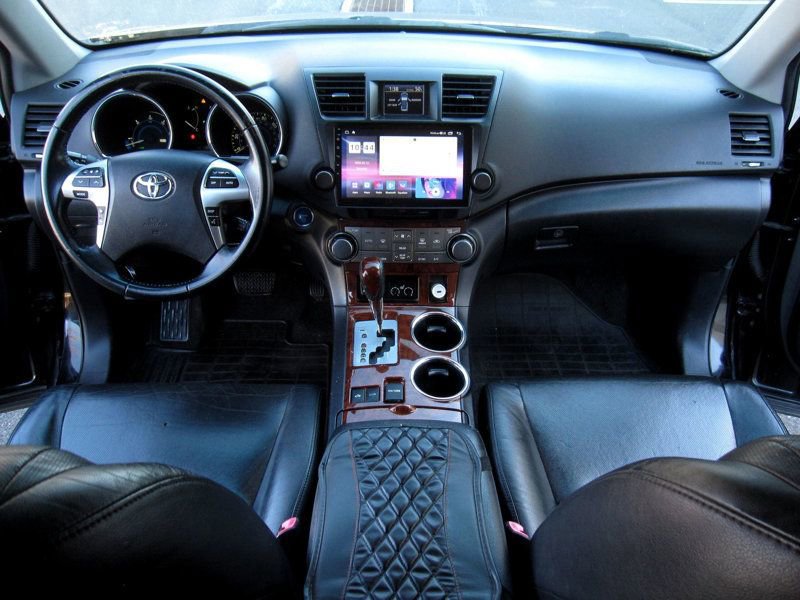 Used 2012 Toyota Highlander Limited image 17