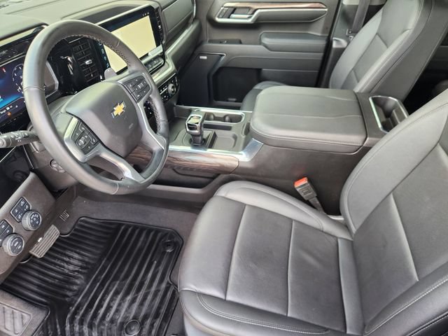 Used 2025 Chevrolet Silverado 1500 LTZ w/ LTZ Premium Texas Edition AWD/4WD image 4