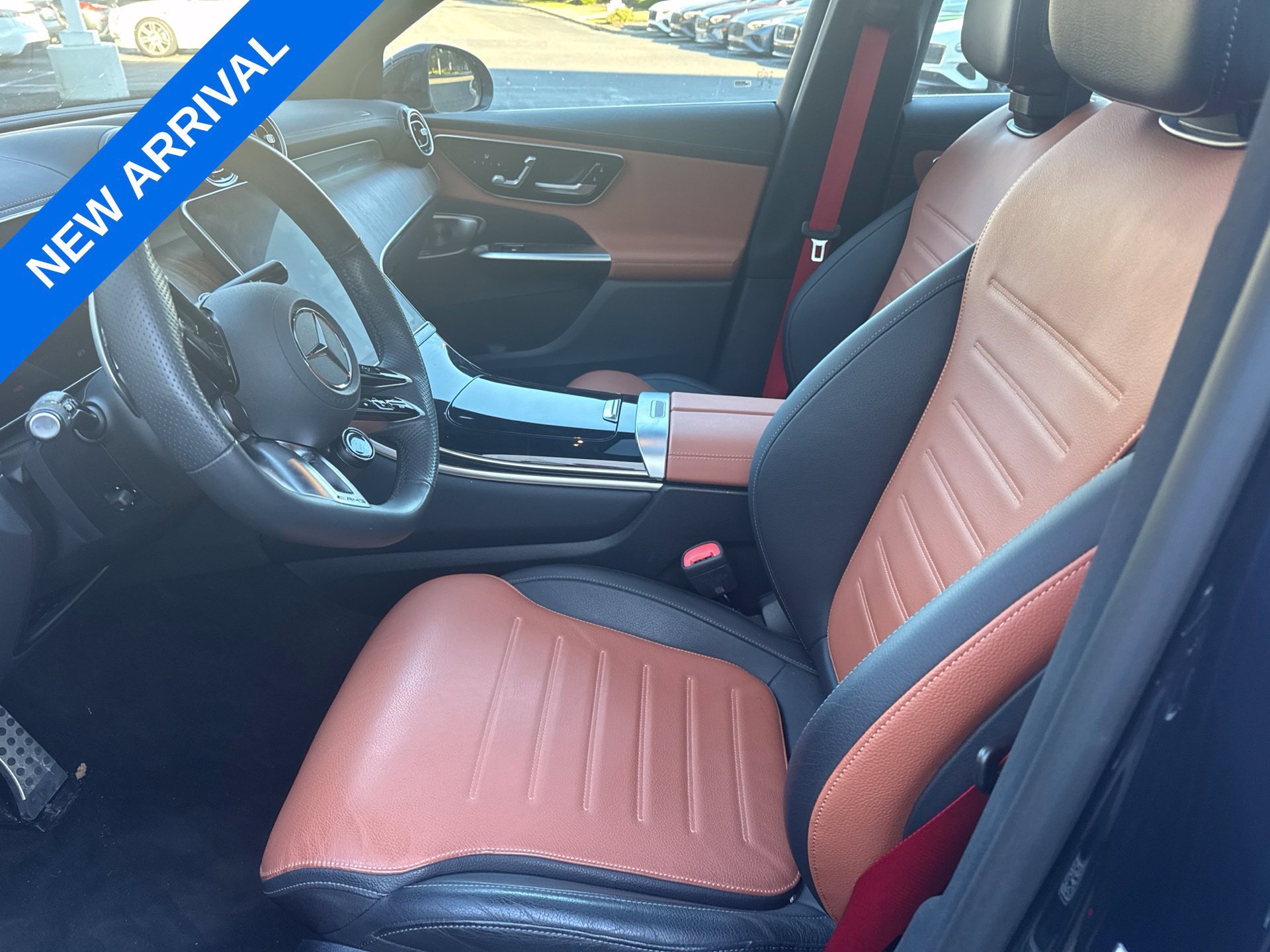 Used 2024 Mercedes-Benz GLC 43 AMG 4MATIC image 6