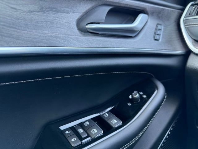 Used 2021 Jeep Grand Cherokee L Overland image 21