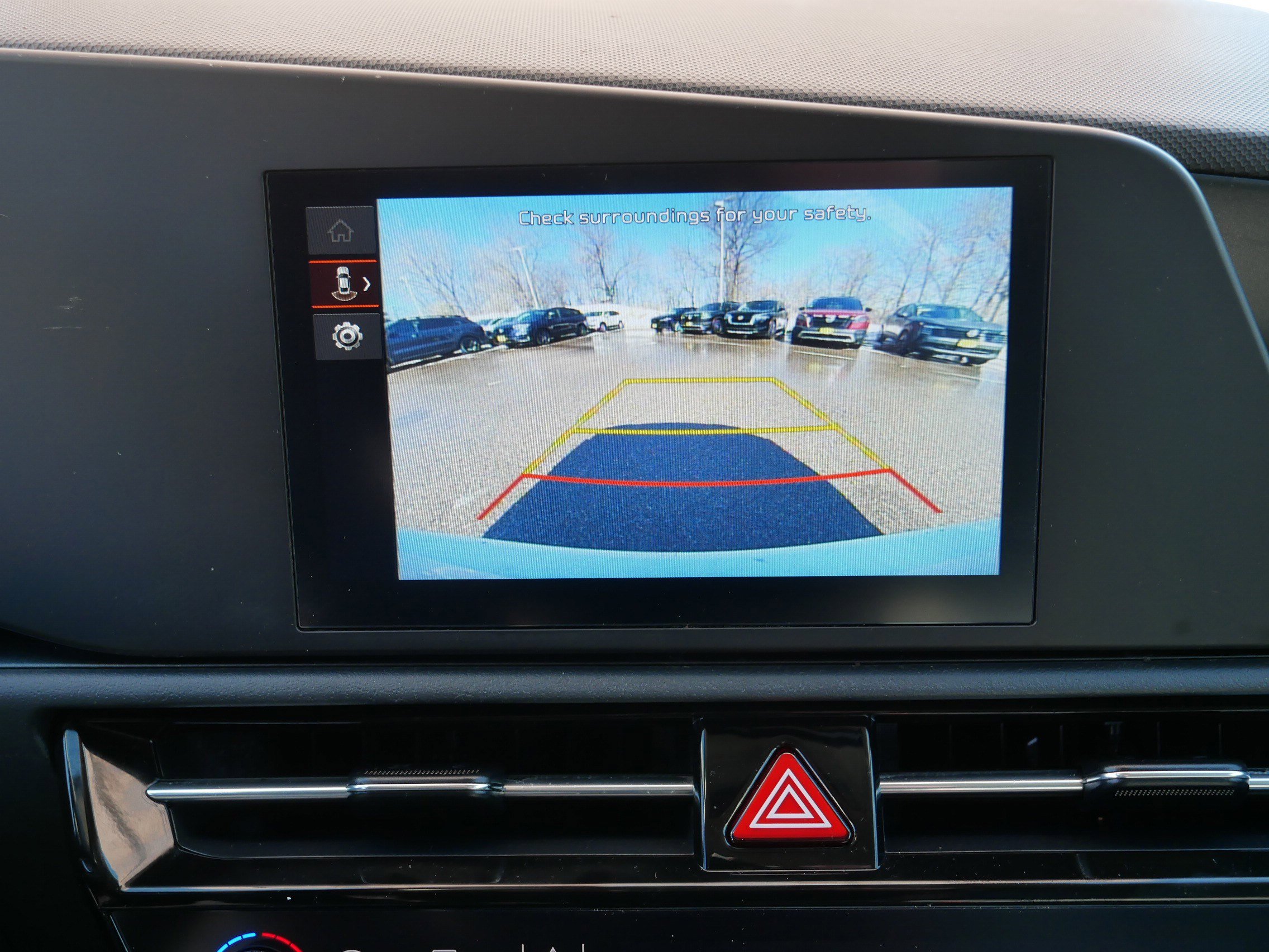 Certified 2023 Kia Niro LX image 28