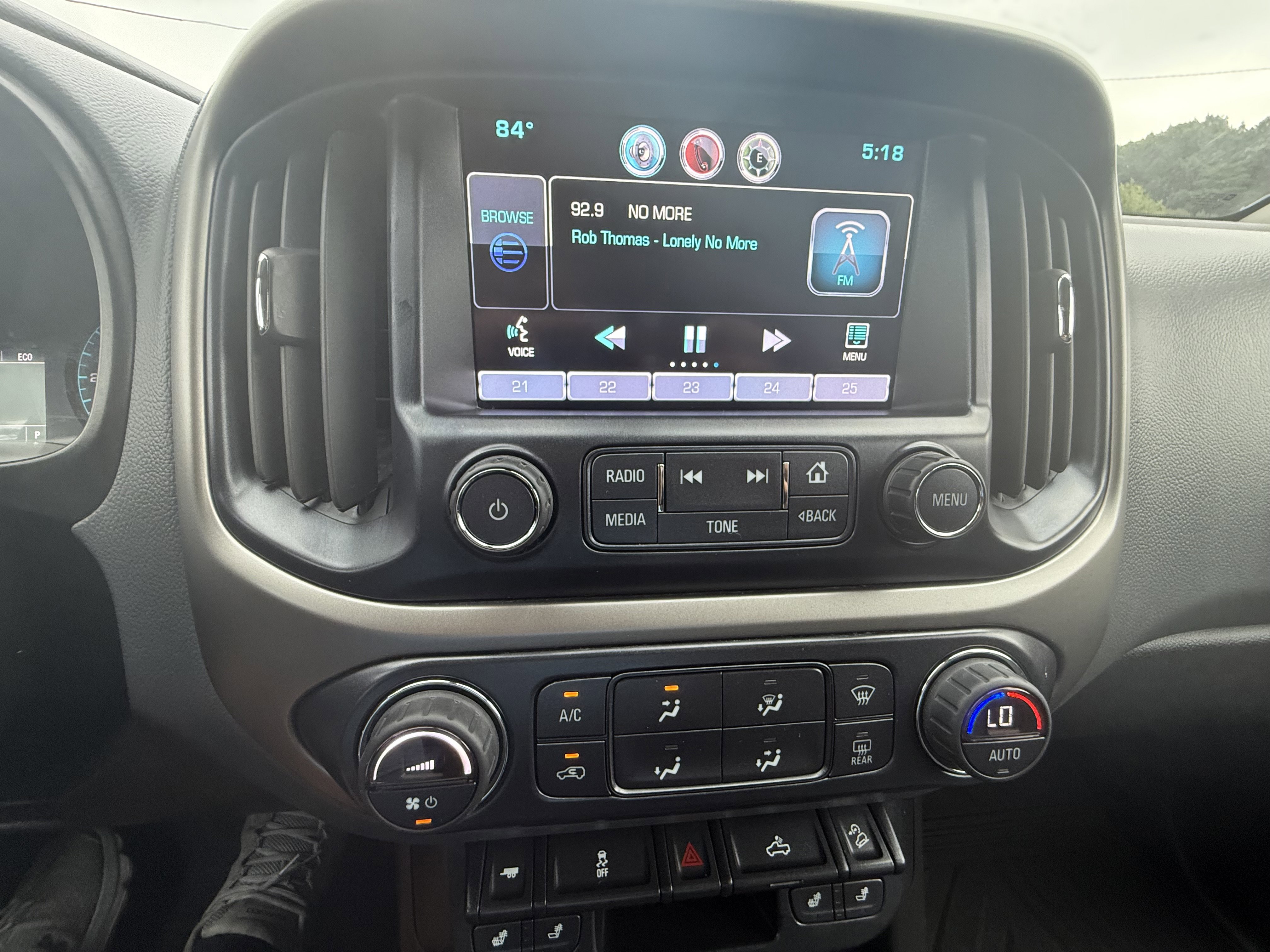 Used 2015 Chevrolet Colorado Z71 w/ Trail Boss Edition image 23