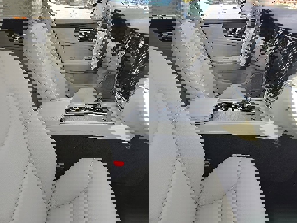 New 2026 Volvo V60 B5 Cross Country Plus w/ Protection Package Premier image 6