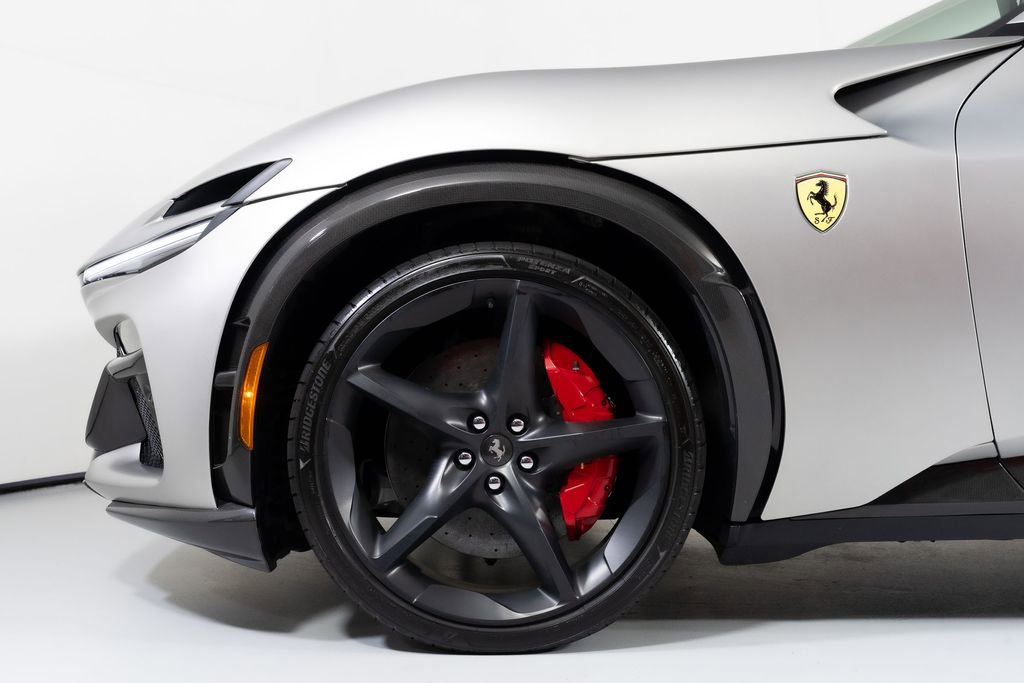 Used 2024 Ferrari Purosangue image 21