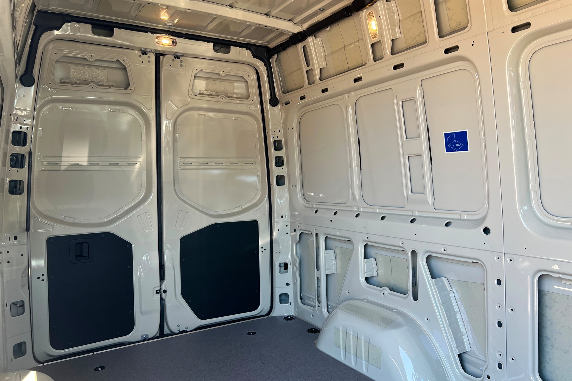New 2026 Mercedes-Benz Sprinter 2500 image 19