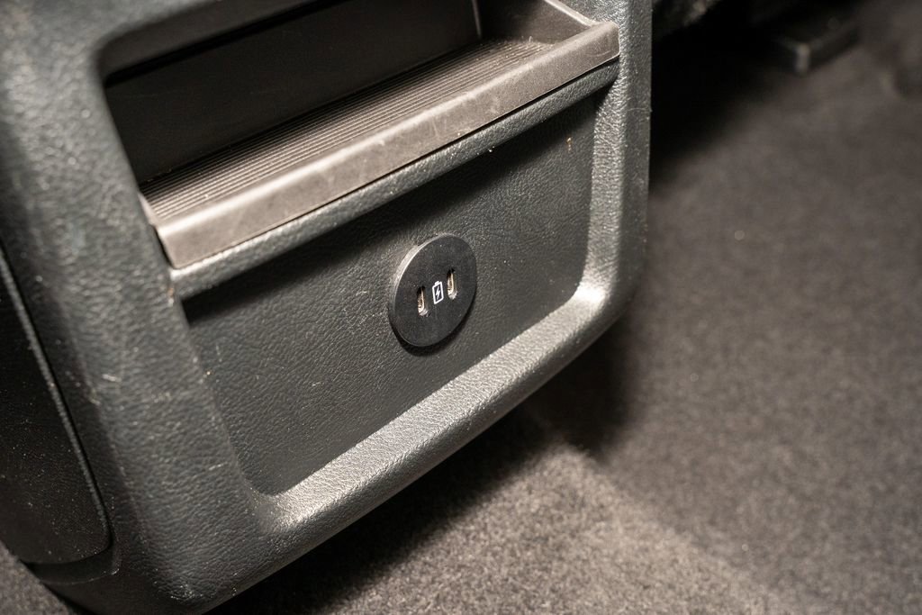 Used 2024 Ford Edge SEL image 8