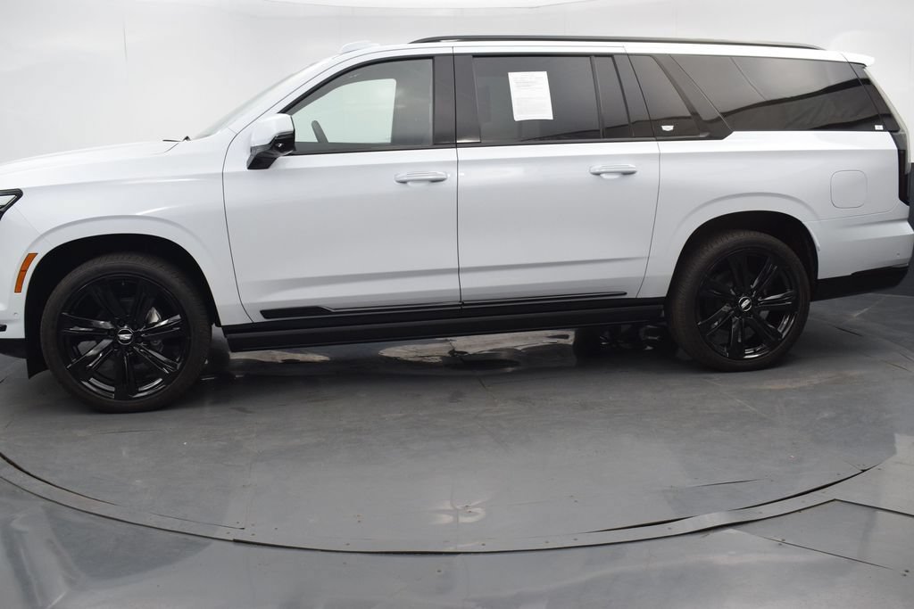 Certified 2026 Cadillac Escalade ESV Sport w/ Touring Package AWD/4WD image 2