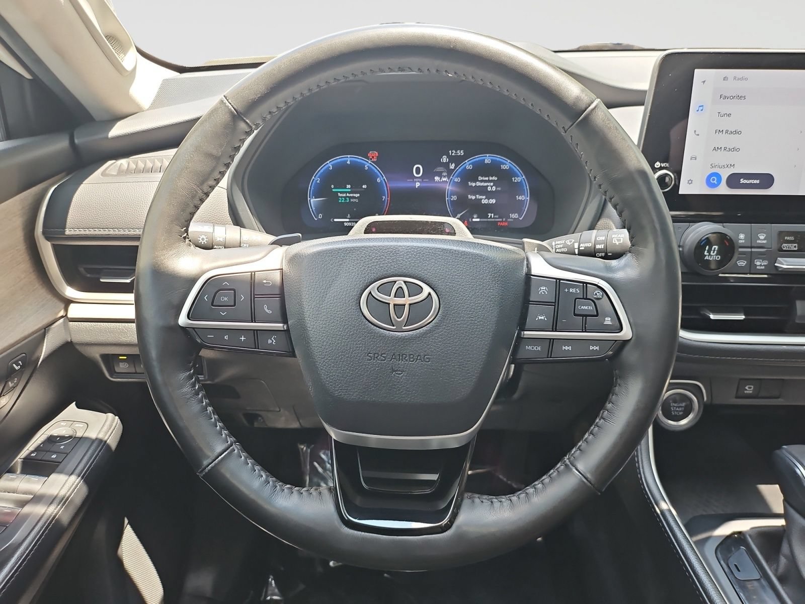 Used 2024 Toyota Grand Highlander AWD image 42