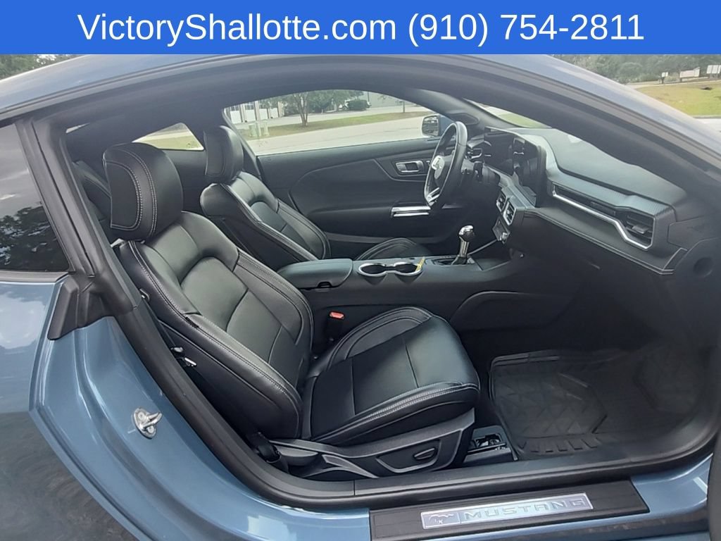 Used 2025 Ford Mustang GT Premium RWD image 31
