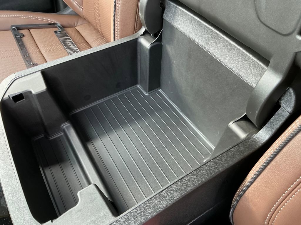 New 2026 Chevrolet Suburban High Country image 25