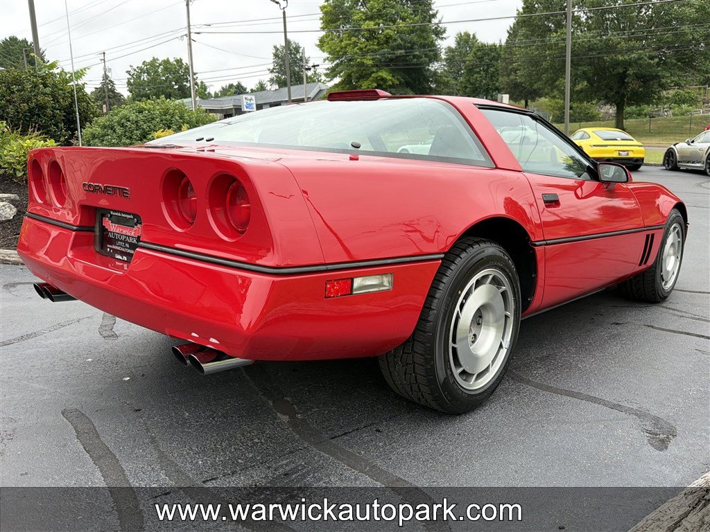 Used 1987 Chevrolet Corvette Coupe RWD image 27