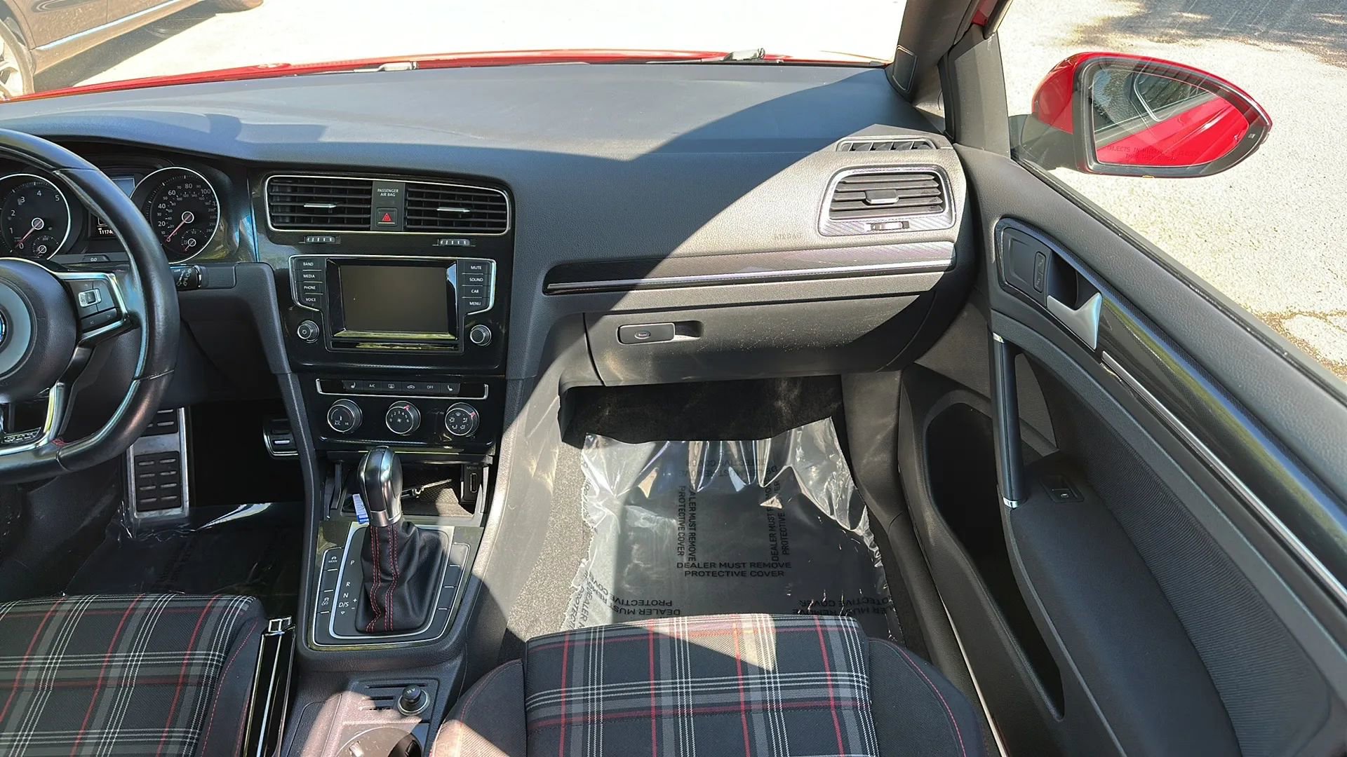 Used 2015 Volkswagen GTI S FWD image 26