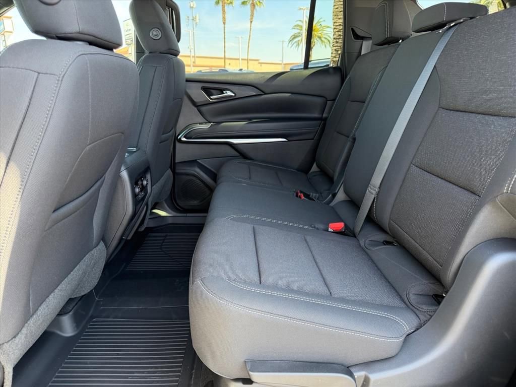 New 2026 Chevrolet Traverse LT w/ Sun and Wheel Package image 6