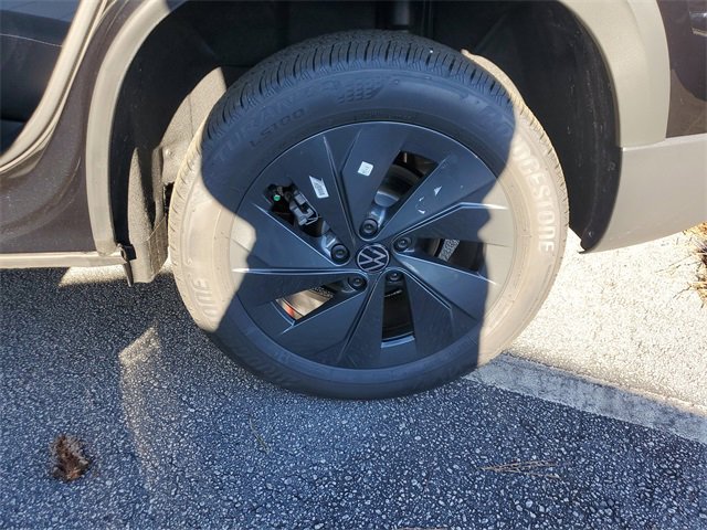 New 2026 Volkswagen Taos S image 12