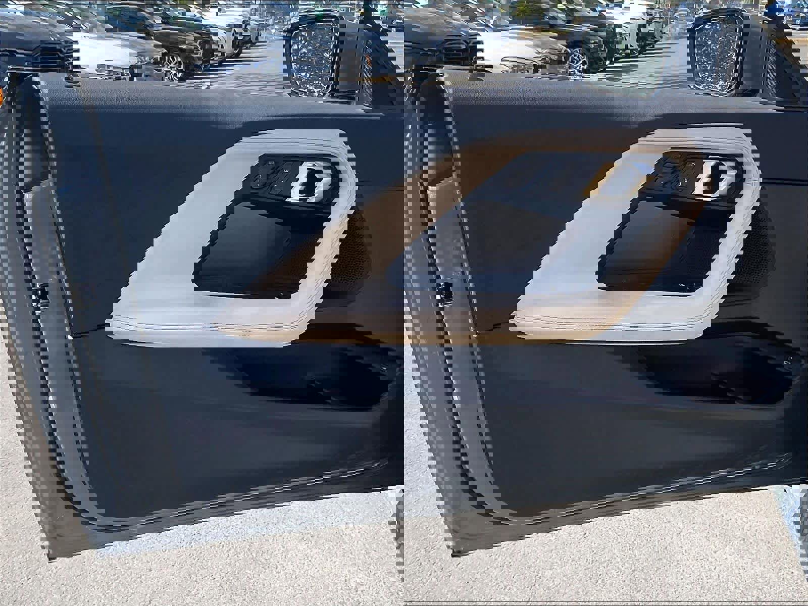 Used 2025 BMW 230i 230i w/ Premium Package image 25