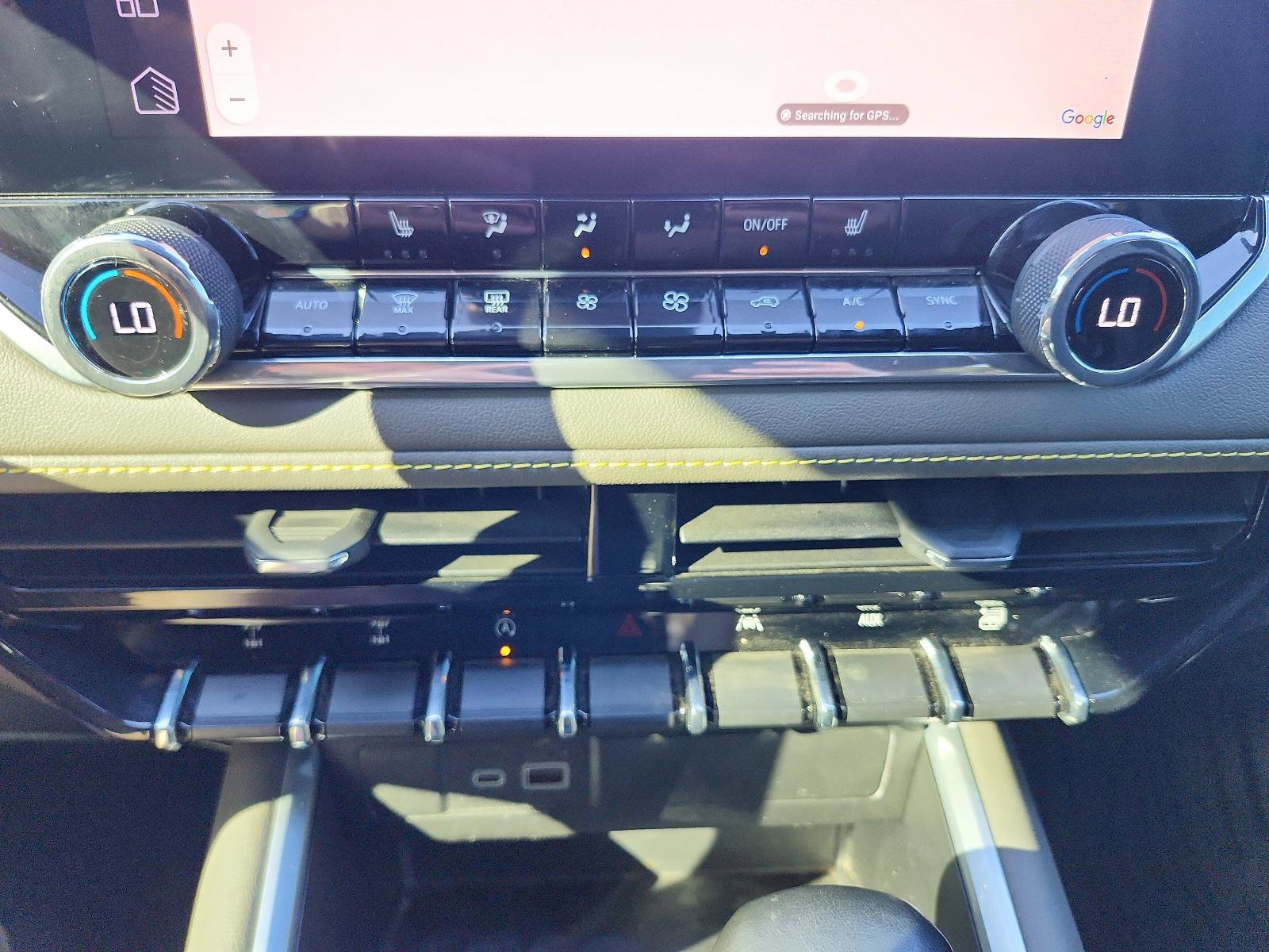 Certified 2024 Chevrolet Colorado ZR2 w/ Technology Package image 18