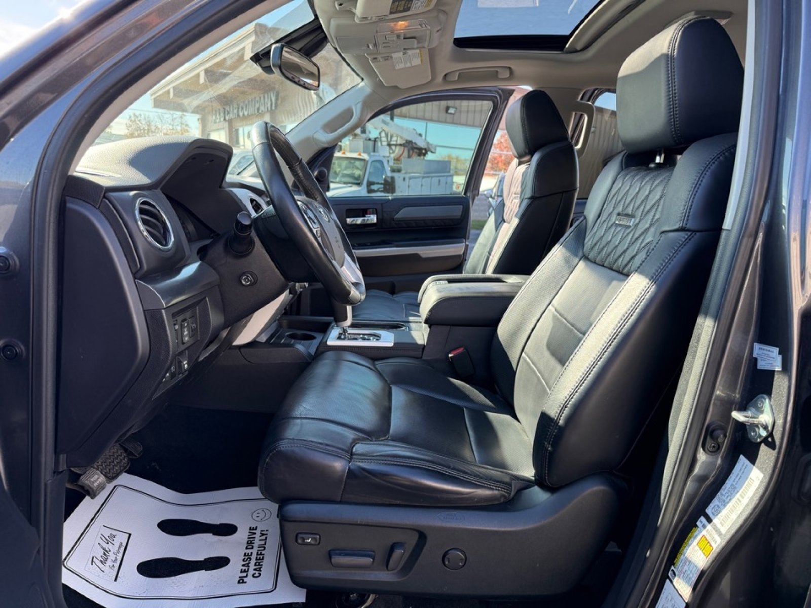 Used 2021 Toyota Tundra Platinum image 10