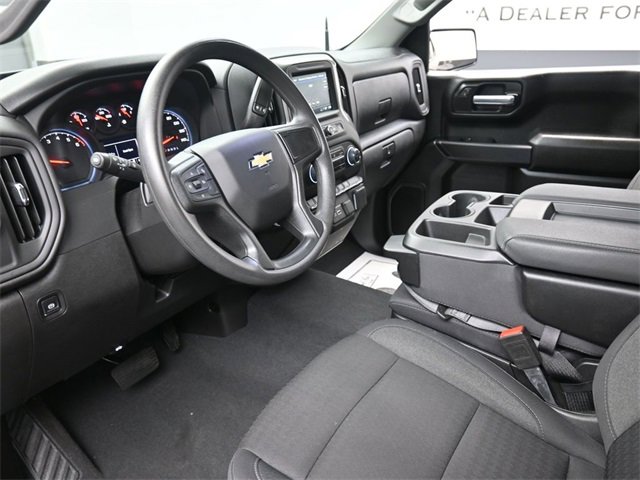 Used 2025 Chevrolet Silverado 1500 Custom w/ Turbomax Blackout Package image 18