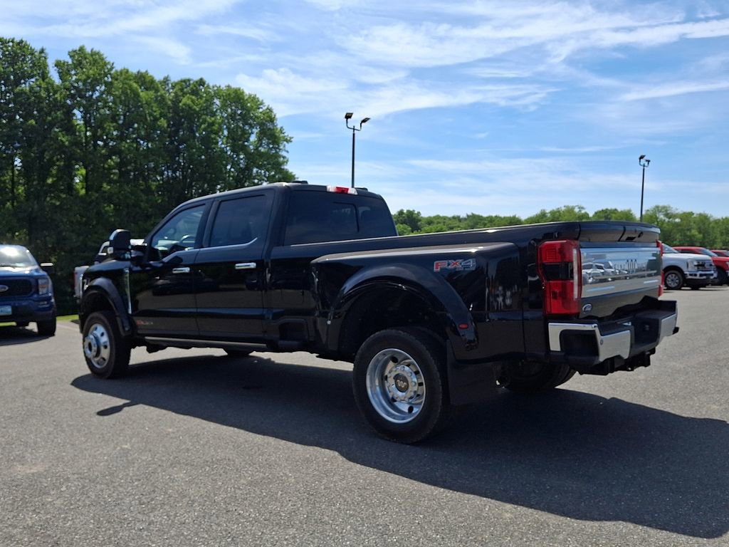 Used 2025 Ford F450 King Ranch w/ Chrome Package AWD/4WD image 4