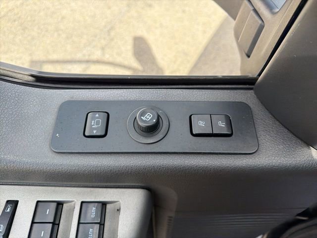 Used 2014 Ford F350 Lariat w/ Lariat Ultimate Package image 27