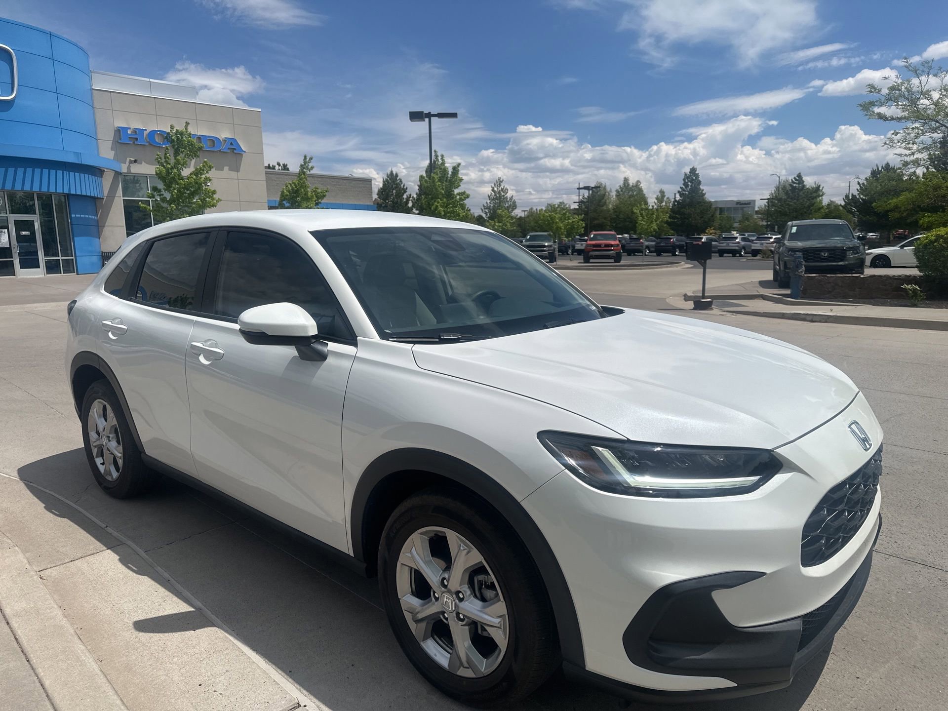Used 2025 Honda HR-V LX image 6