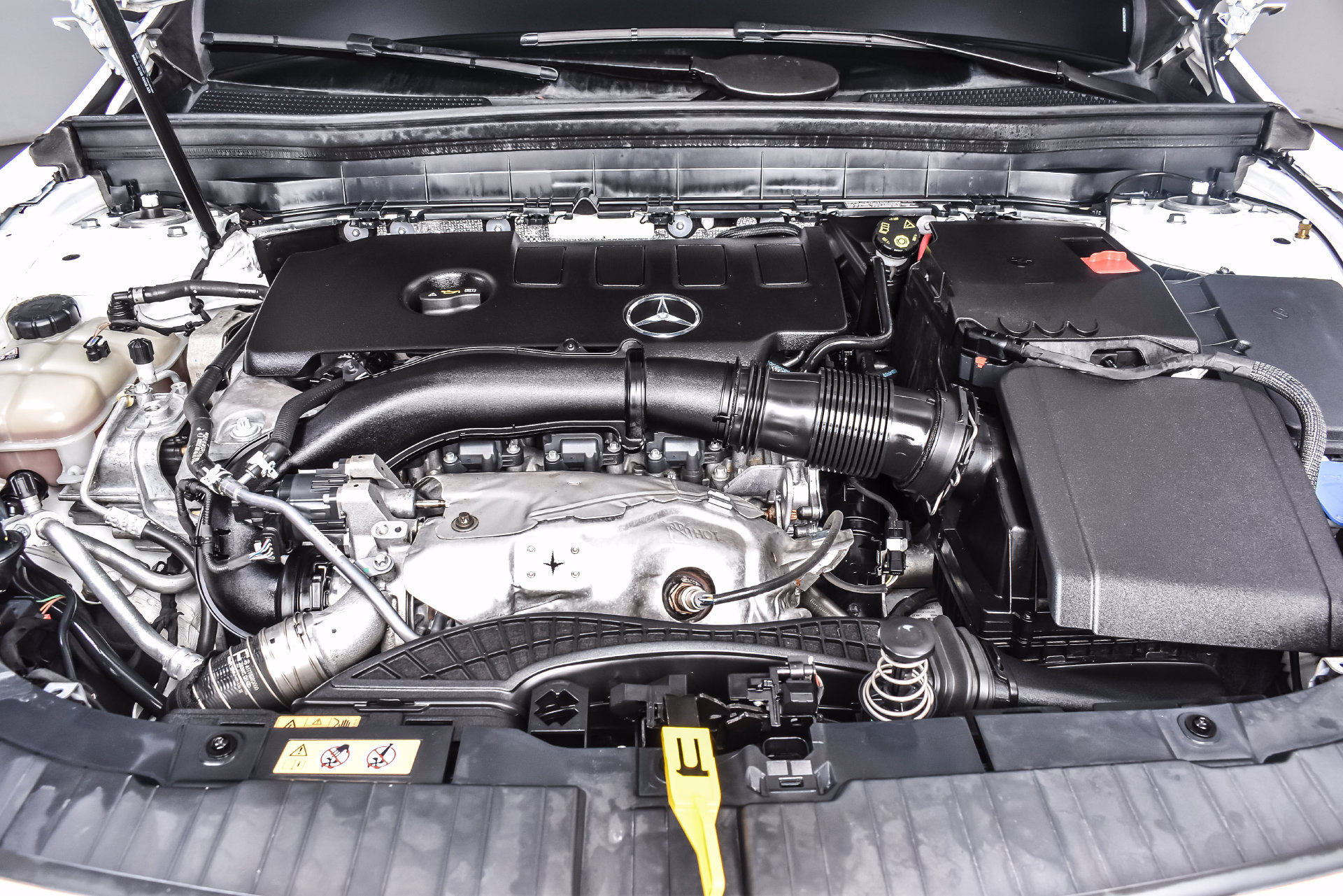 Used 2022 Mercedes-Benz GLB 250 4MATIC w/ AMG Line image 10