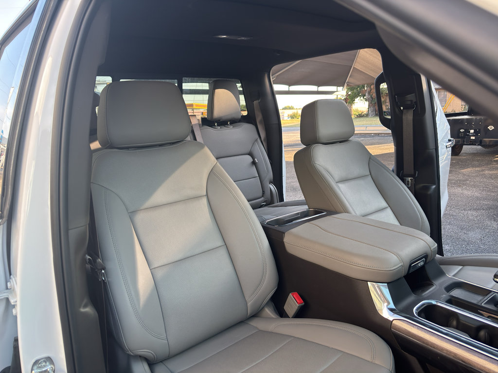 Certified 2025 Chevrolet Silverado 1500 LTZ w/ LTZ Premium Texas Edition AWD/4WD image 16