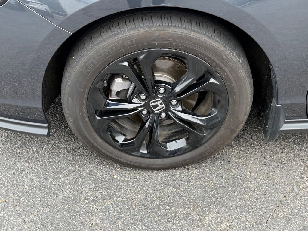 Used 2025 Honda Accord SE image 12