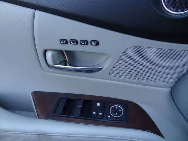 Used 2012 Lexus RX 350 FWD w/ Premium Pkg image 18