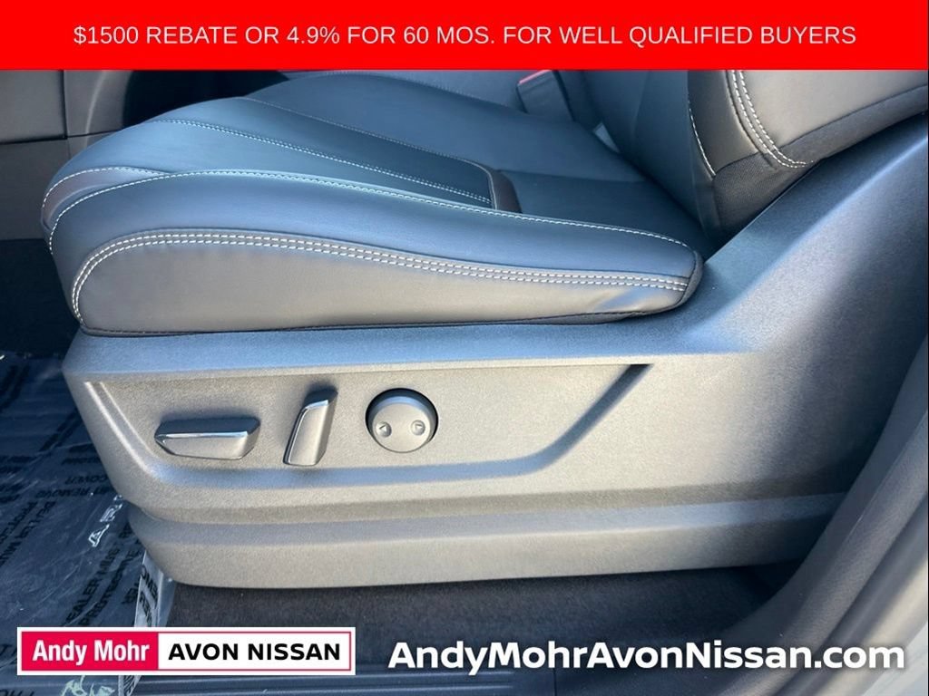 New 2026 Nissan Armada SL w/ Captain's Chari Seat Package AWD/4WD image 13