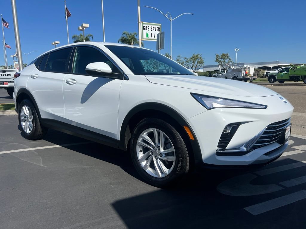 Used 2025 Buick Envista Preferred FWD image 10