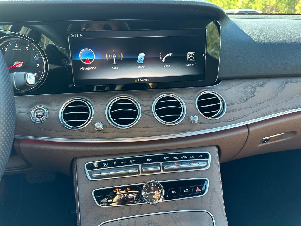 Used 2018 Mercedes-Benz E 400 E 400 image 6