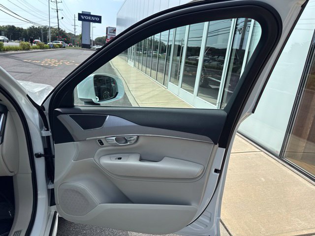 Certified 2024 Volvo XC90 B5 Core w/ Protection Package Premier AWD/4WD image 14