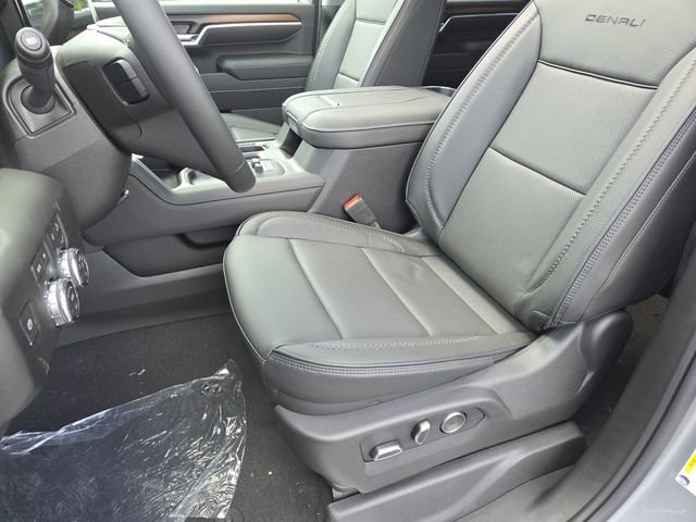 New 2026 GMC Sierra 2500 Denali w/ Technology Package AWD/4WD image 36