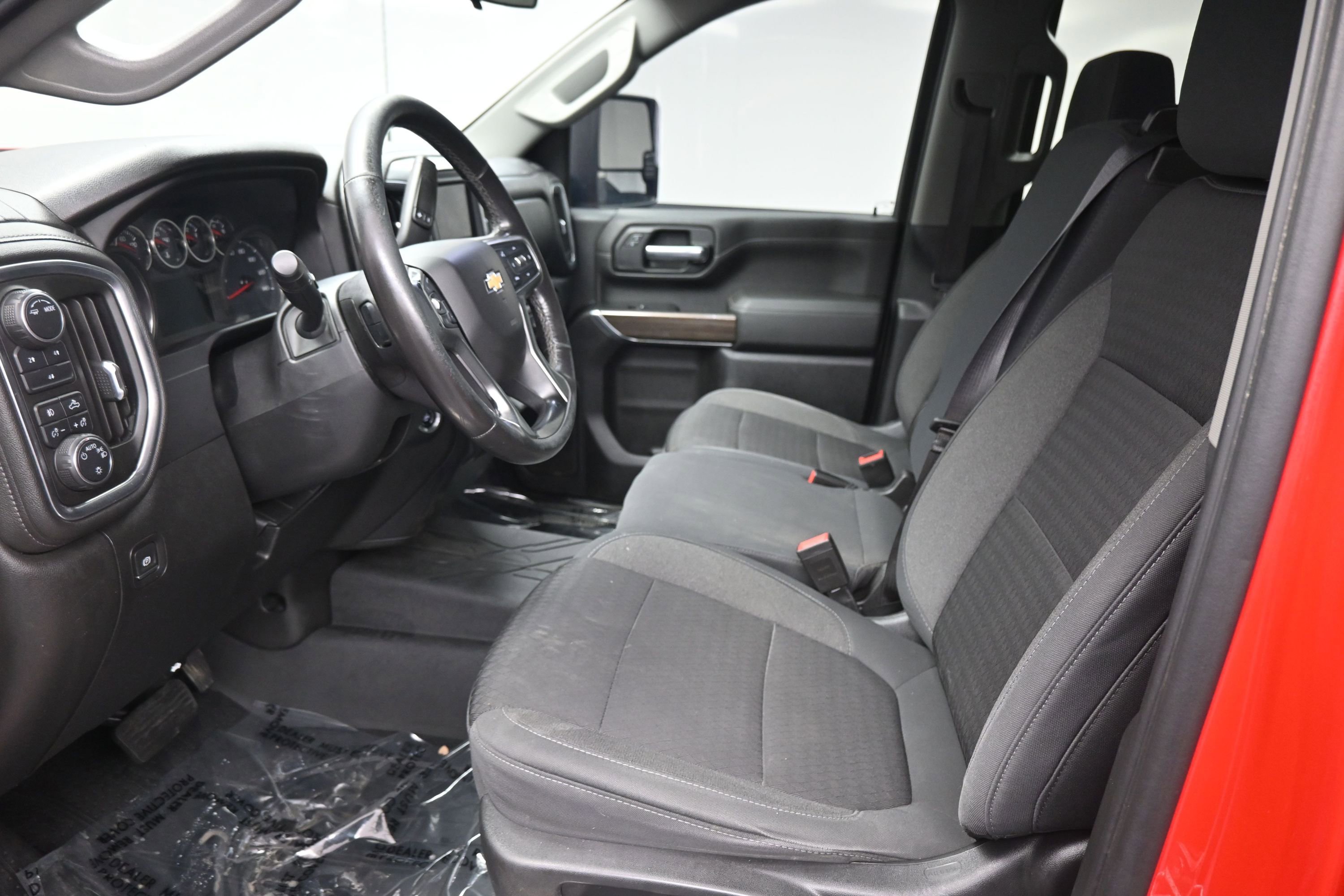 Used 2020 Chevrolet Silverado 3500 LT w/ Convenience Package AWD/4WD image 13